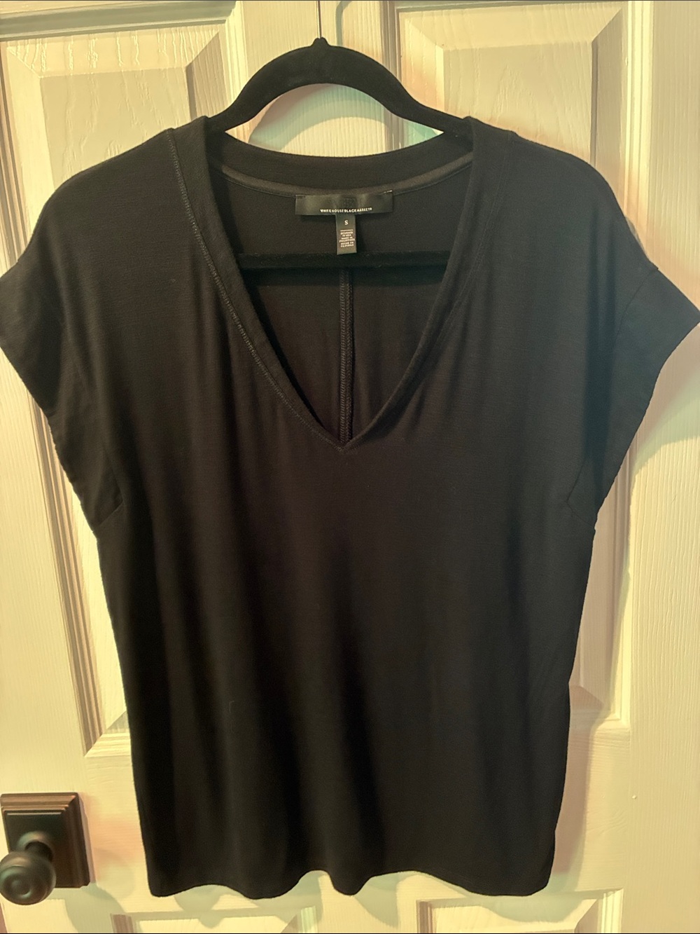 WHBM black v neck tee size small